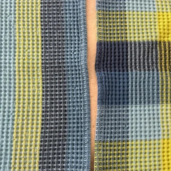 Cucina by Kassatex Waffle Weave Kitchen Towels - Picture 2 of 6